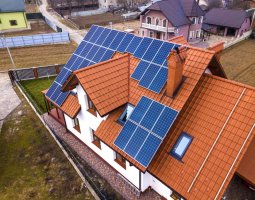 Żywotność paneli fotowoltaicznych - jak wygląda i co ma na nią wpływ?